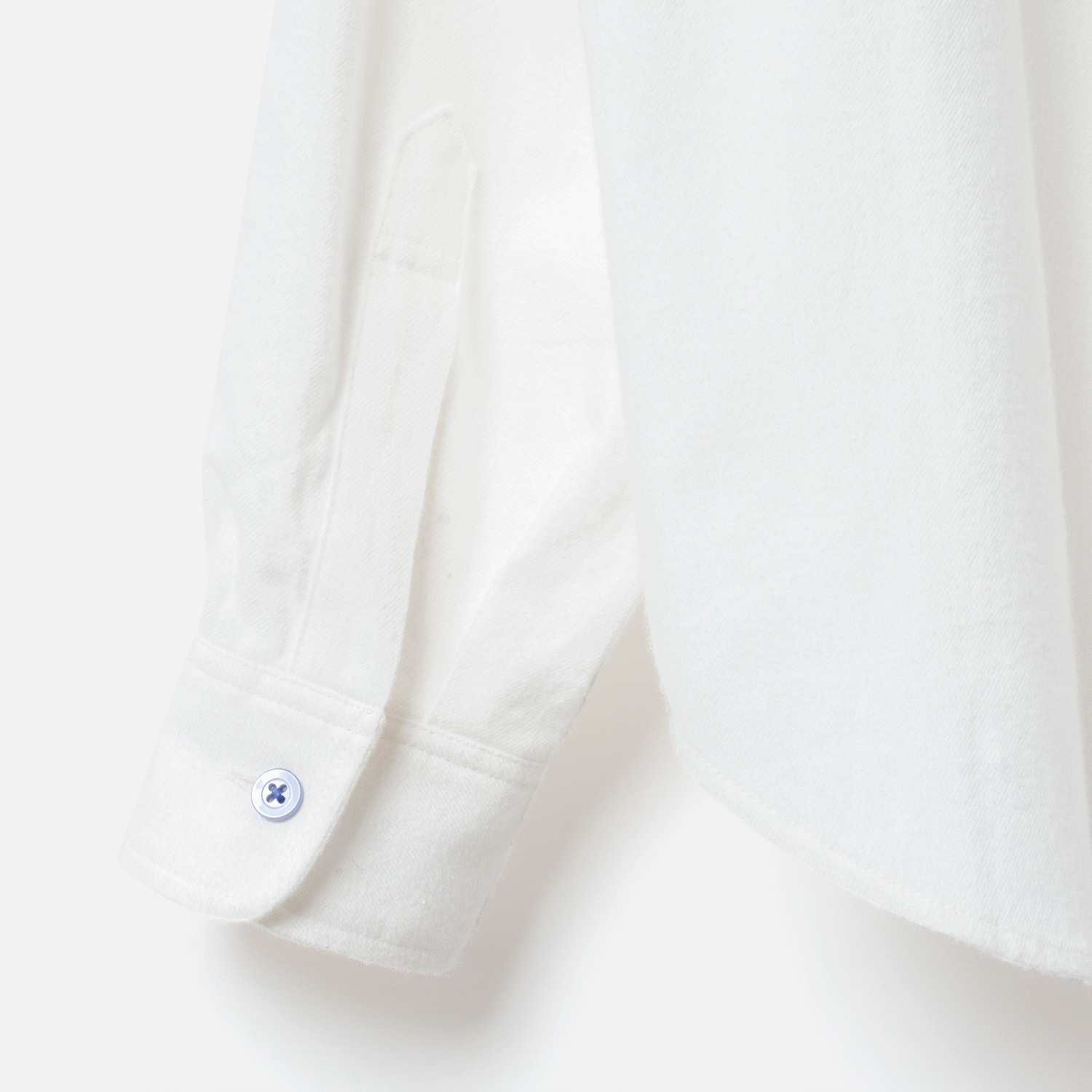 [le ciel de HARRISS] Short point embroidery shirt