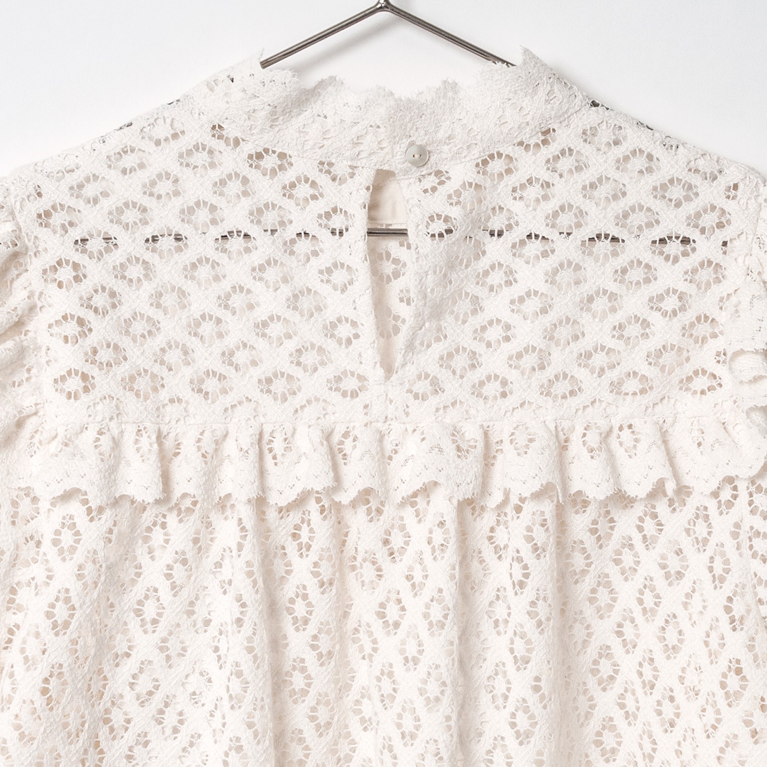 [Harriss �� Keiko Okamoto] Organic Cotton Ruffle Lace Blouse_Ecru(03)