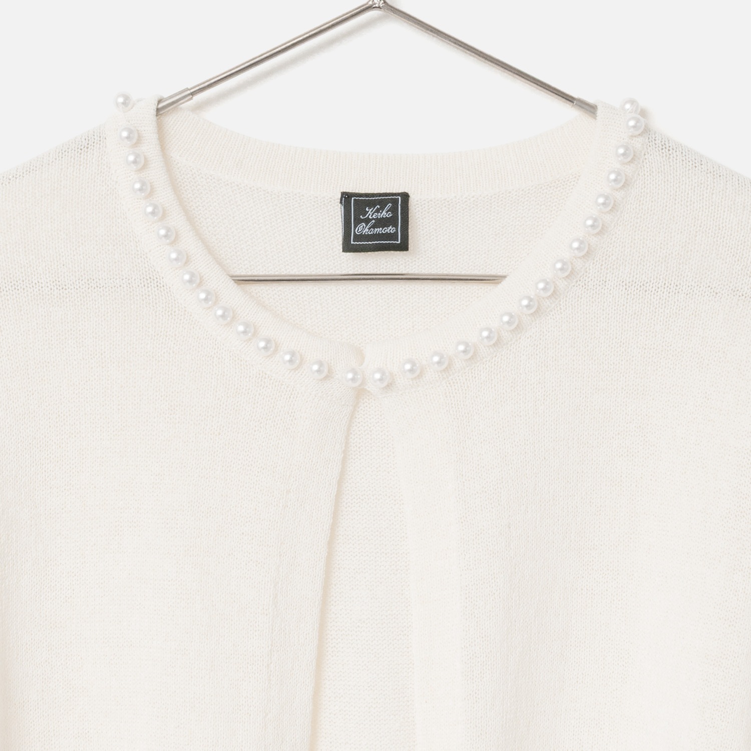 [Harriss �� Keiko Okamoto] Crew neck cardigan with pearls_Ecru(03)