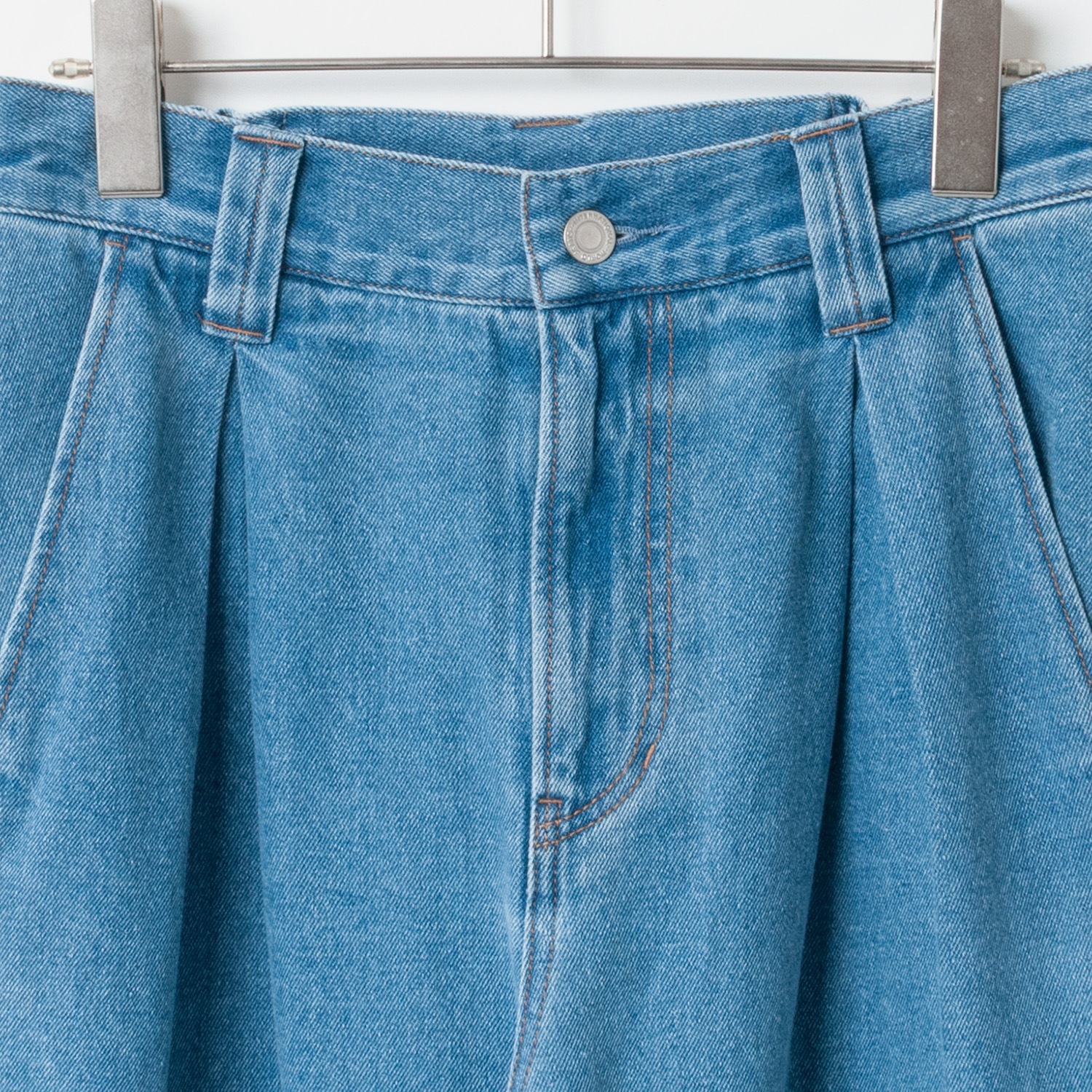 [le ciel de HARRISS] Twisted seam wide denim_Sax blue(52)