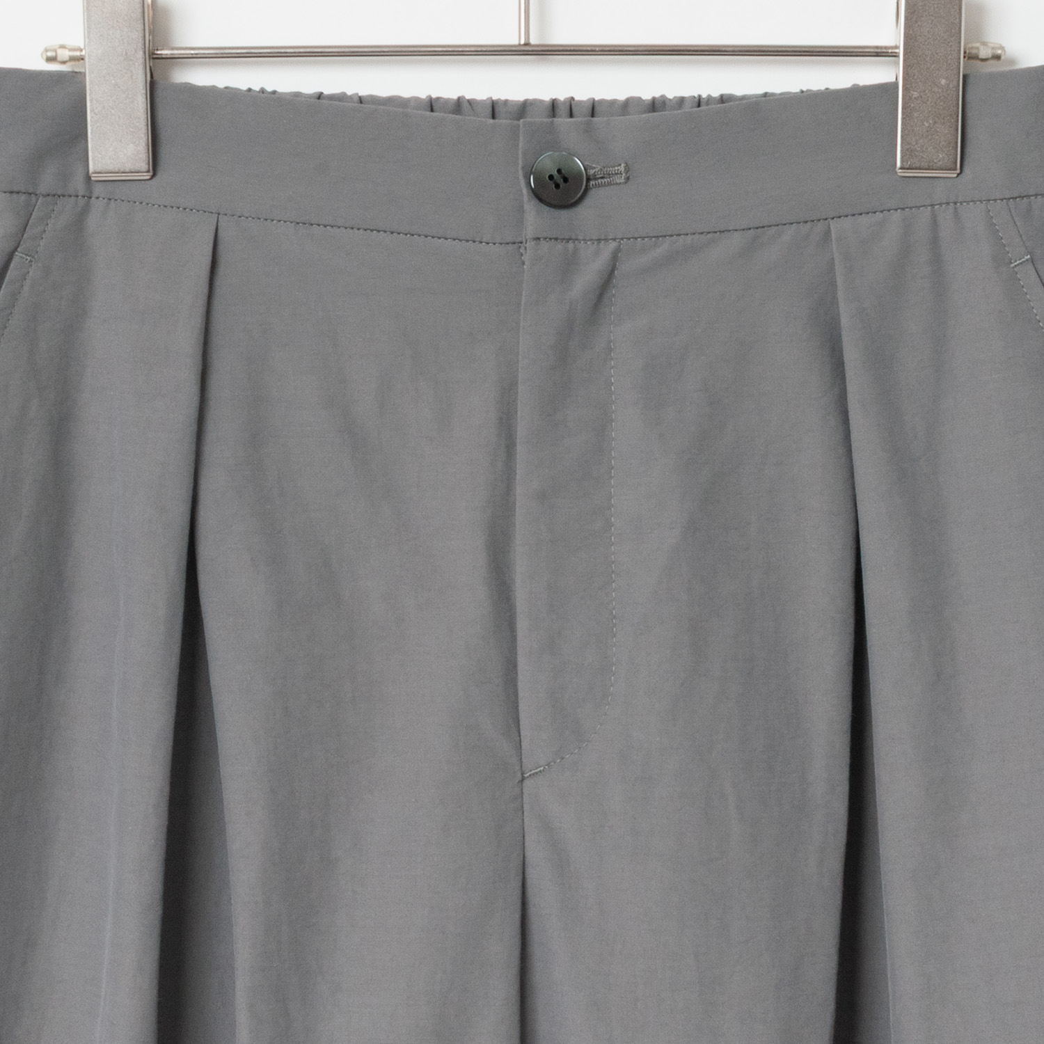 [Harriss] Tuck Wide Pants