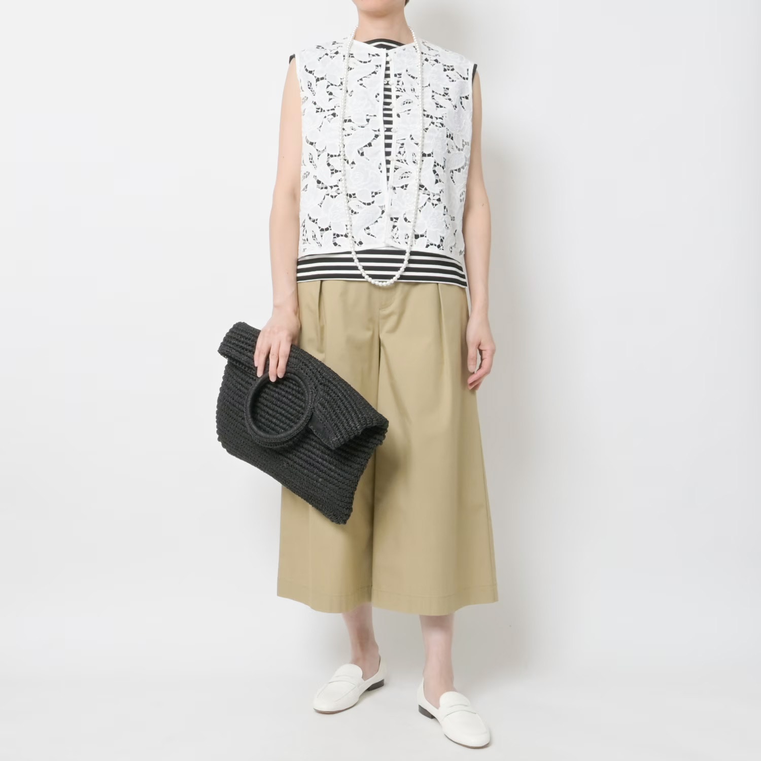 [Harriss] Embroidered Lace Vest