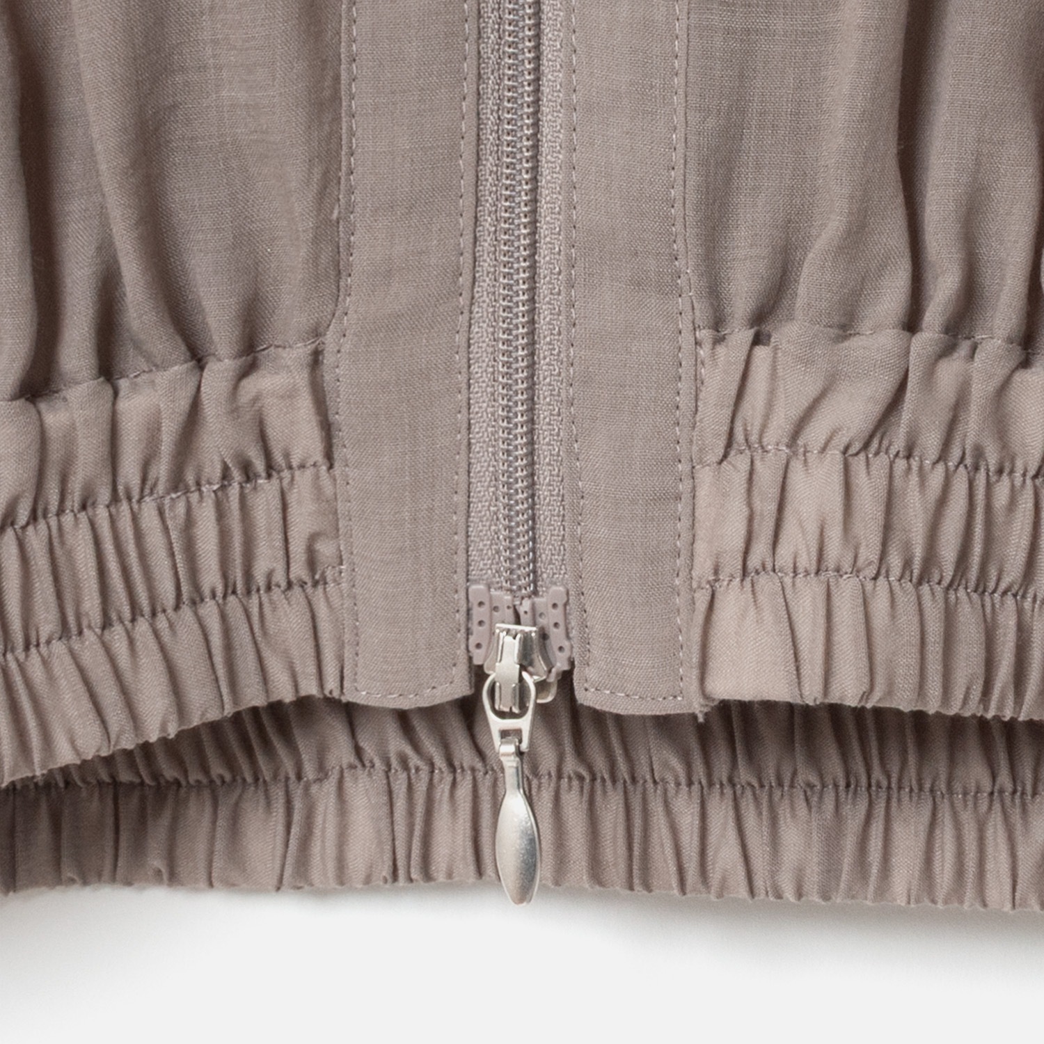 [Harriss] Sheer Front Zip Blouson