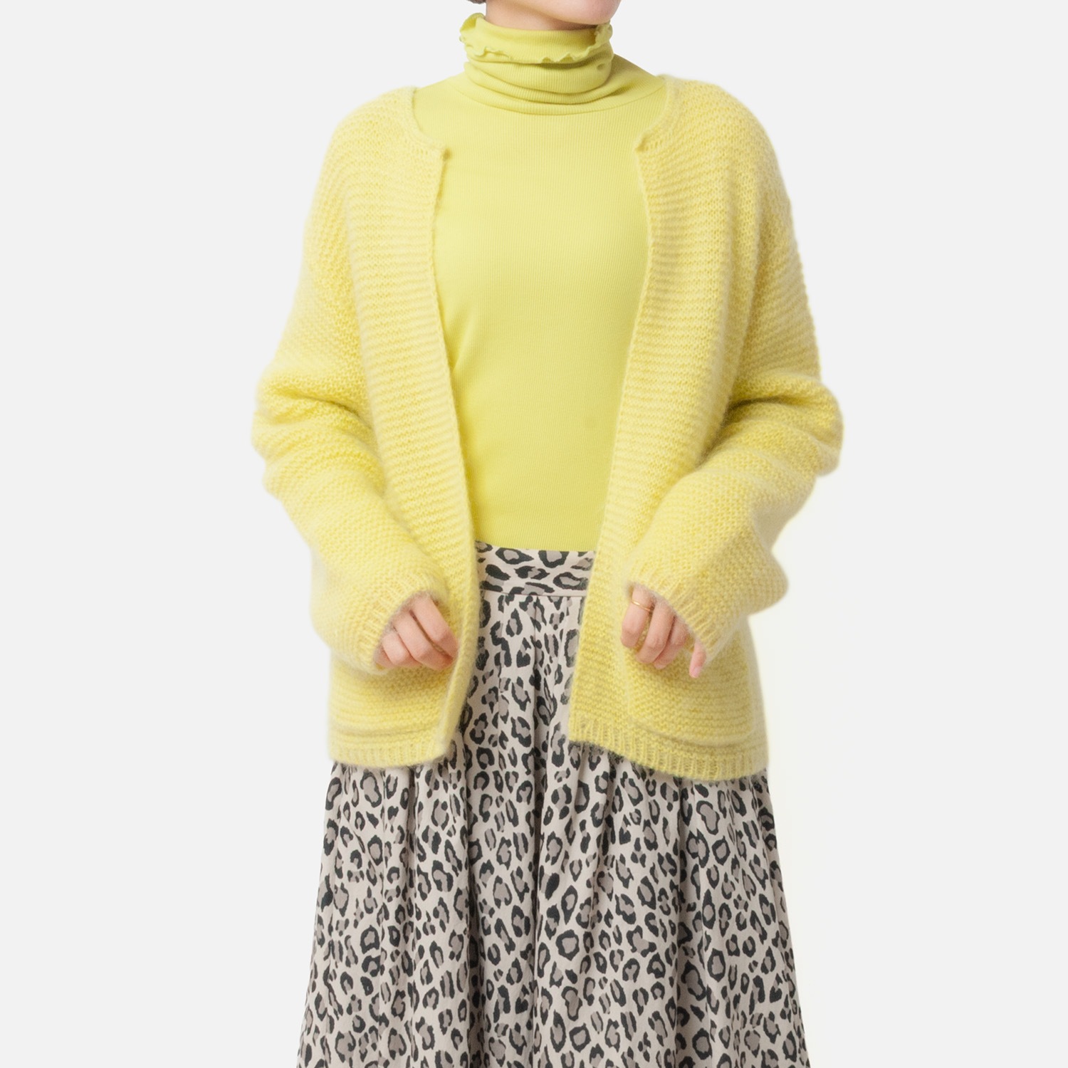 [Harriss  Keiko Okamoto] Kid mohair blend crew neck cardigan_Lemon Yellow(12)