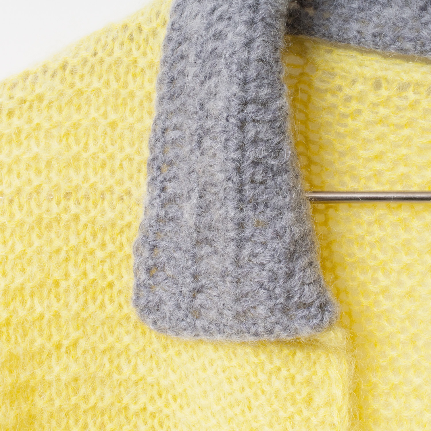 [Harriss  Keiko Okamoto] Kid mohair blend crew neck cardigan_Lemon Yellow(12)