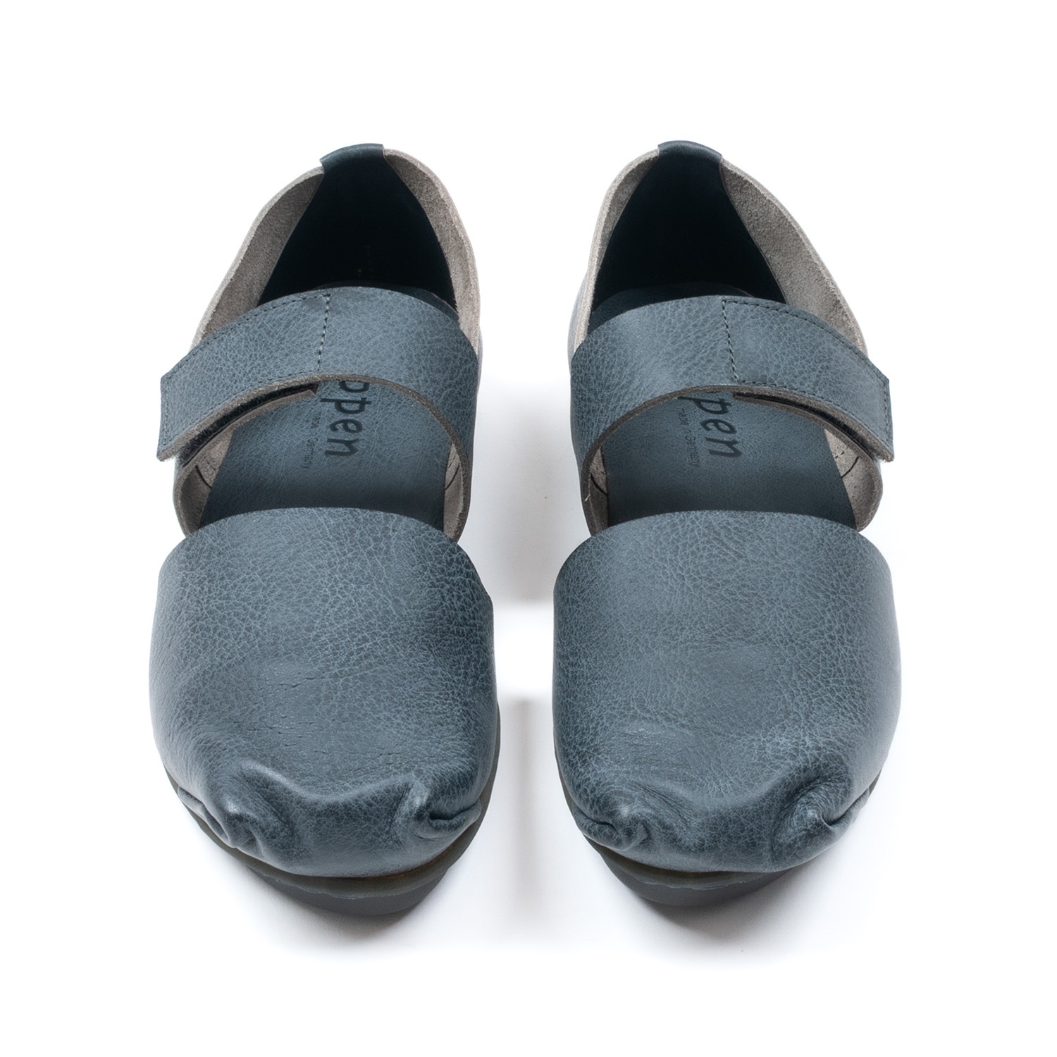 [trippen] Poke f ( stone-bi-waw )