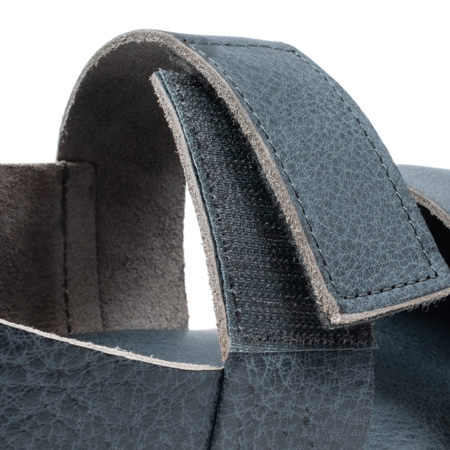 [trippen] Poke f ( stone-bi-waw )