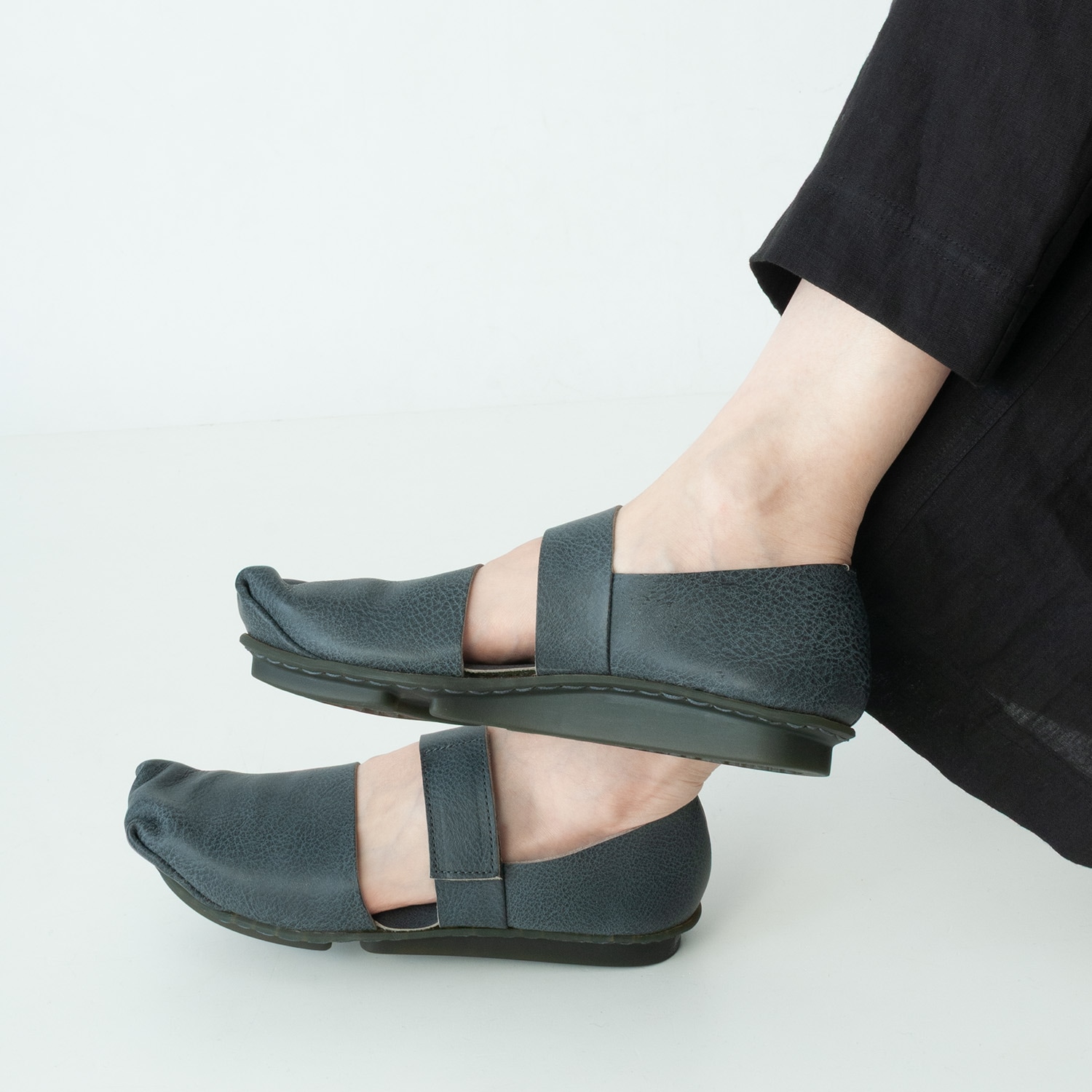 [trippen] Poke f ( stone-bi-waw )