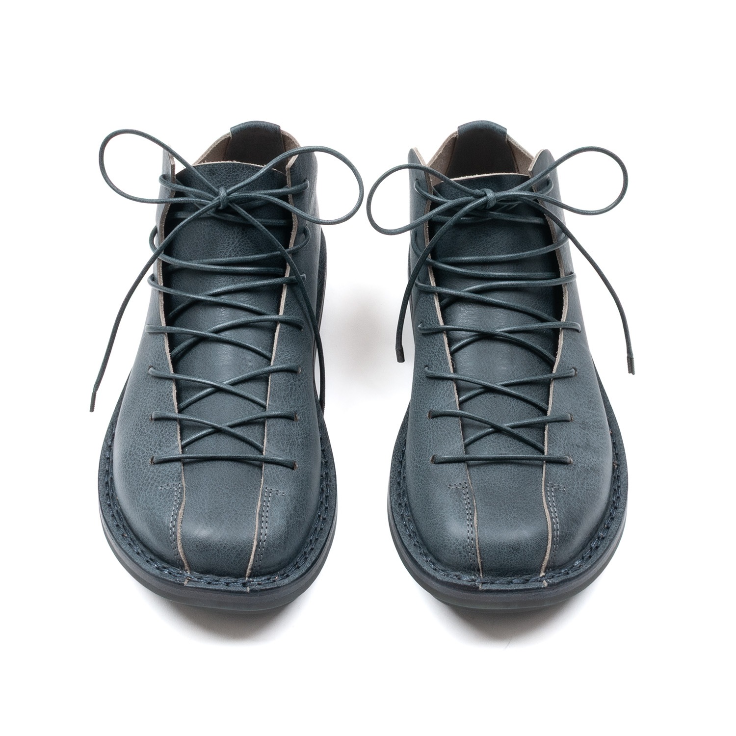 [trippen] Tyler m ( stone-bi-waw )