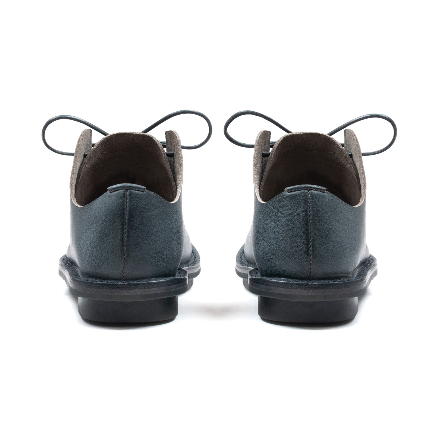 [trippen] Tyler m ( stone-bi-waw )