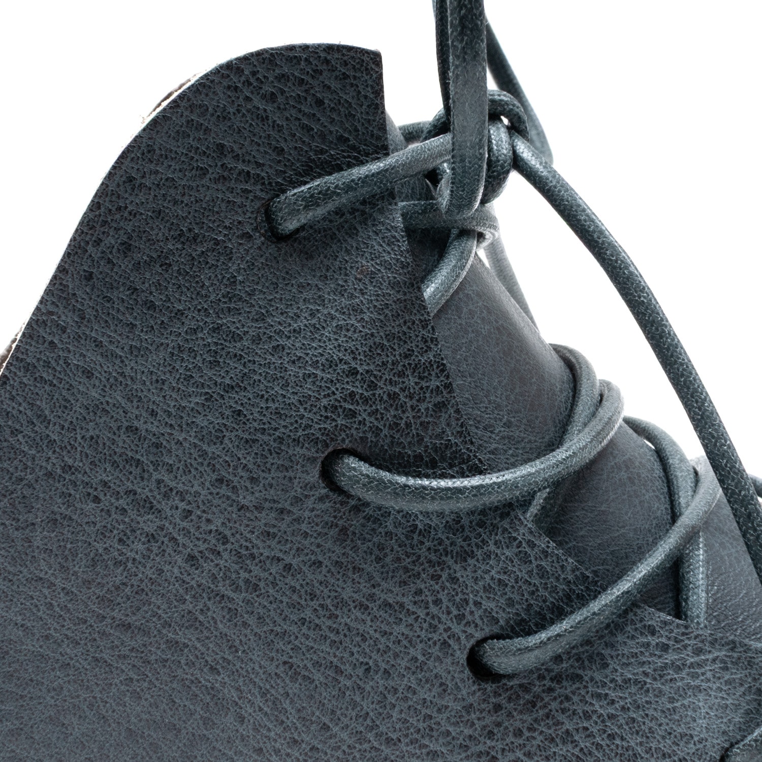 [trippen] Tyler m ( stone-bi-waw )