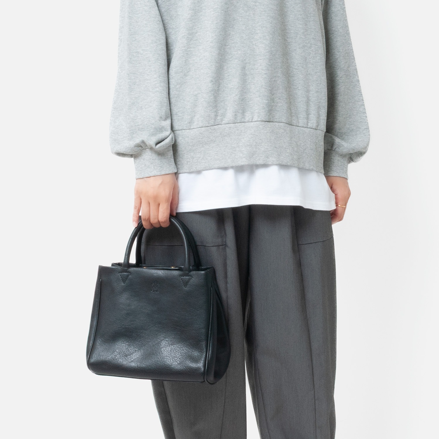 [CI-VA] 2131VOLANATO ( BLACK )