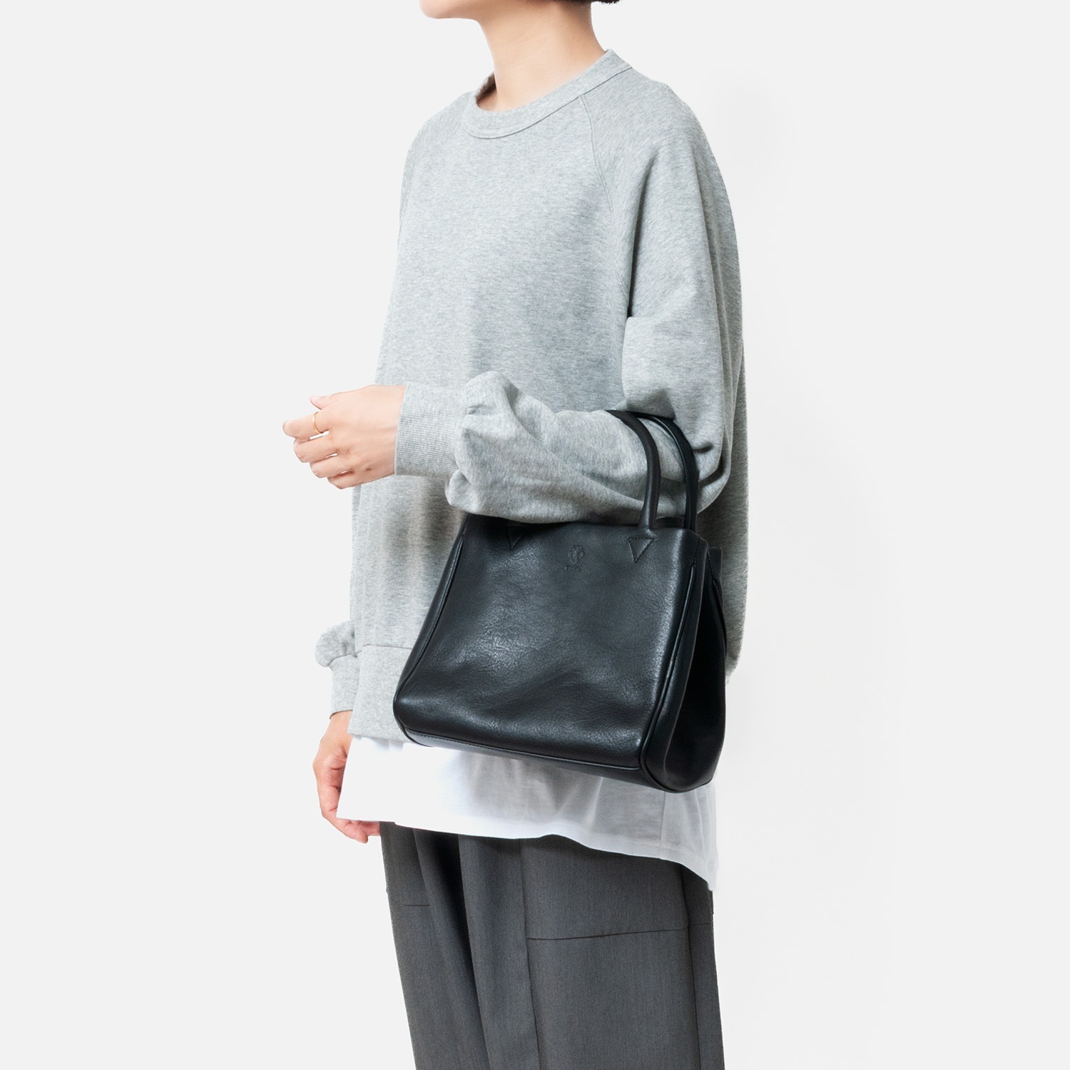 [CI-VA] 2131VOLANATO ( BLACK )