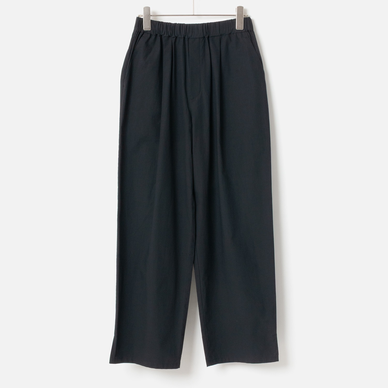 [Harriss] Straight pants with front tuck