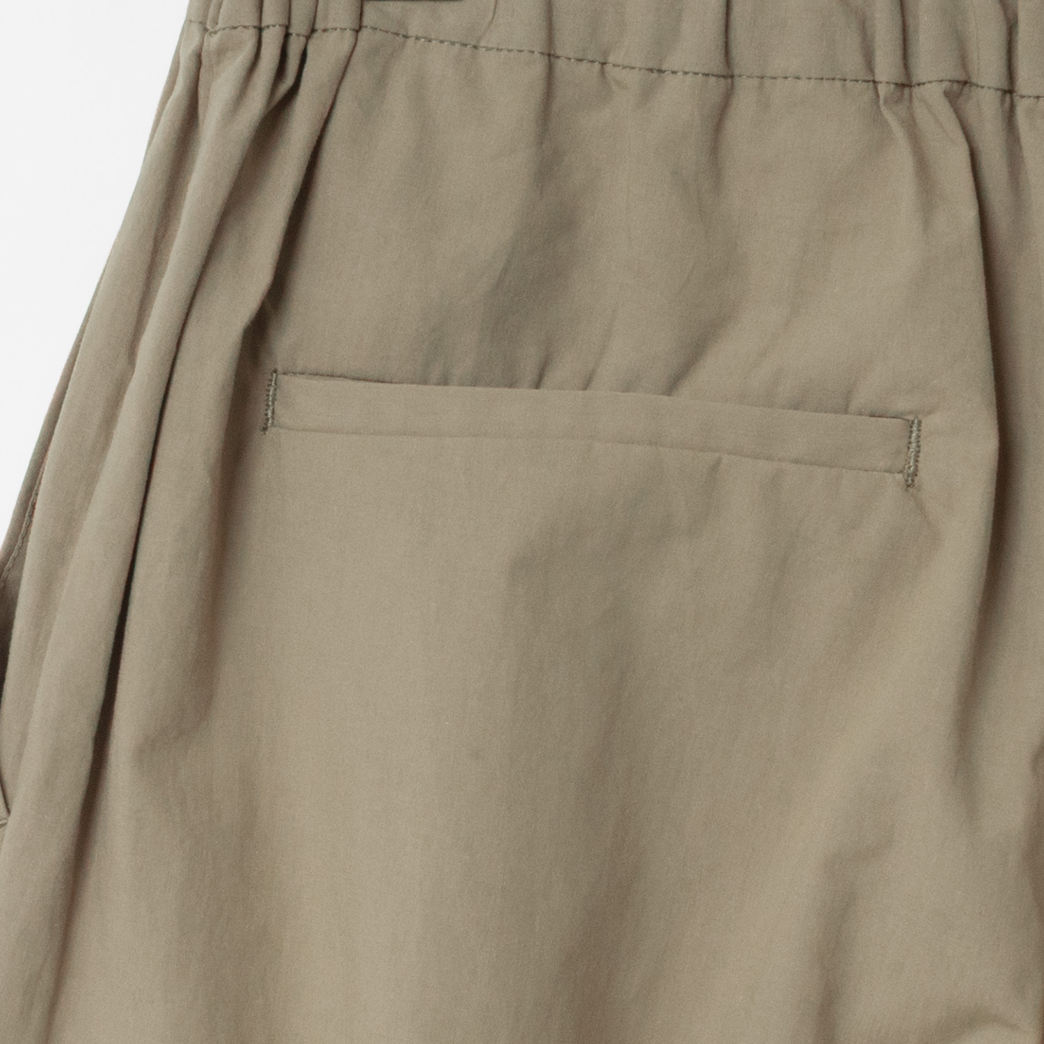 [Harriss] Straight pants with front tuck