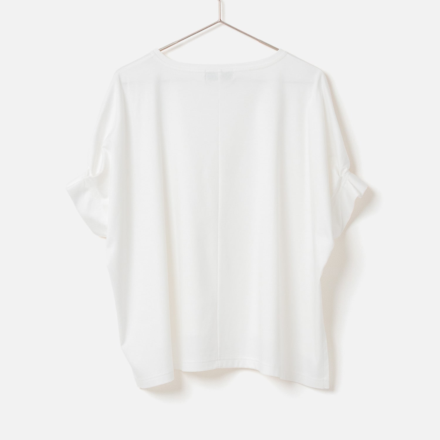 [Harriss] Tuck Sleeve Cut and Sew