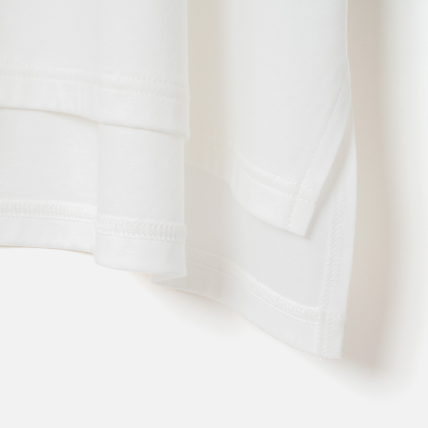 [Harriss] Tuck Sleeve Cut and Sew
