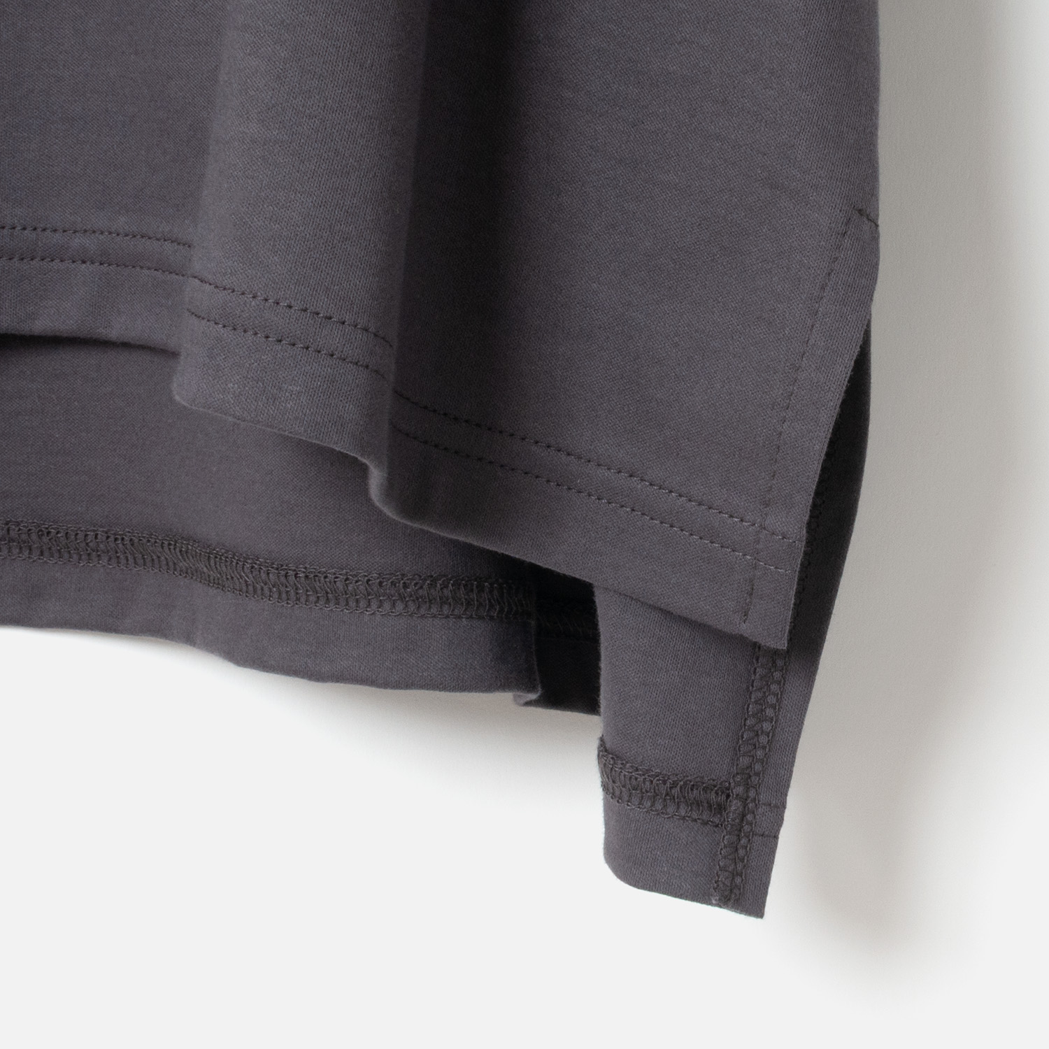 [Harriss] Tuck Sleeve Cut and Sew