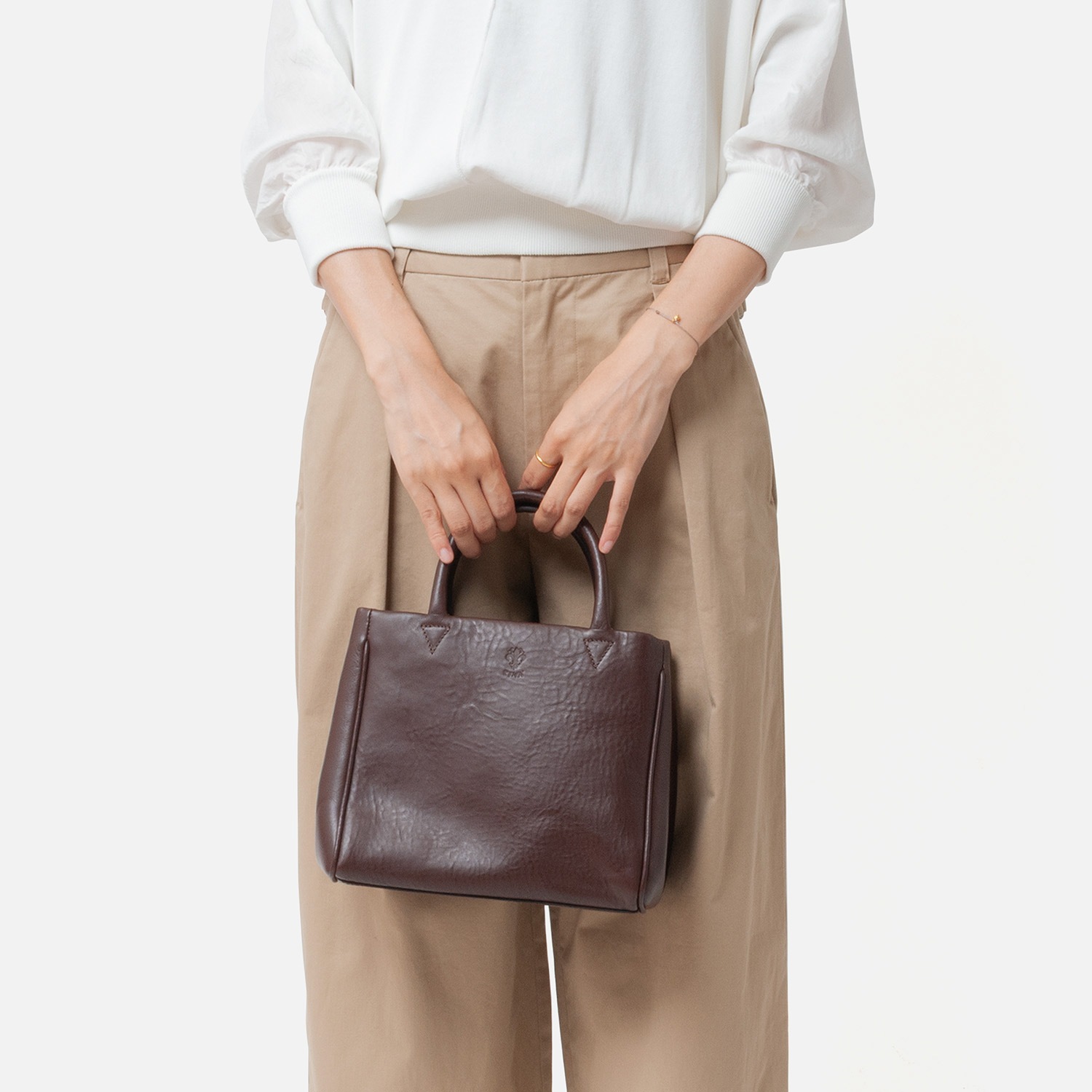 [CI-VA] 2131VOLANATO ( CIOCCOLA )