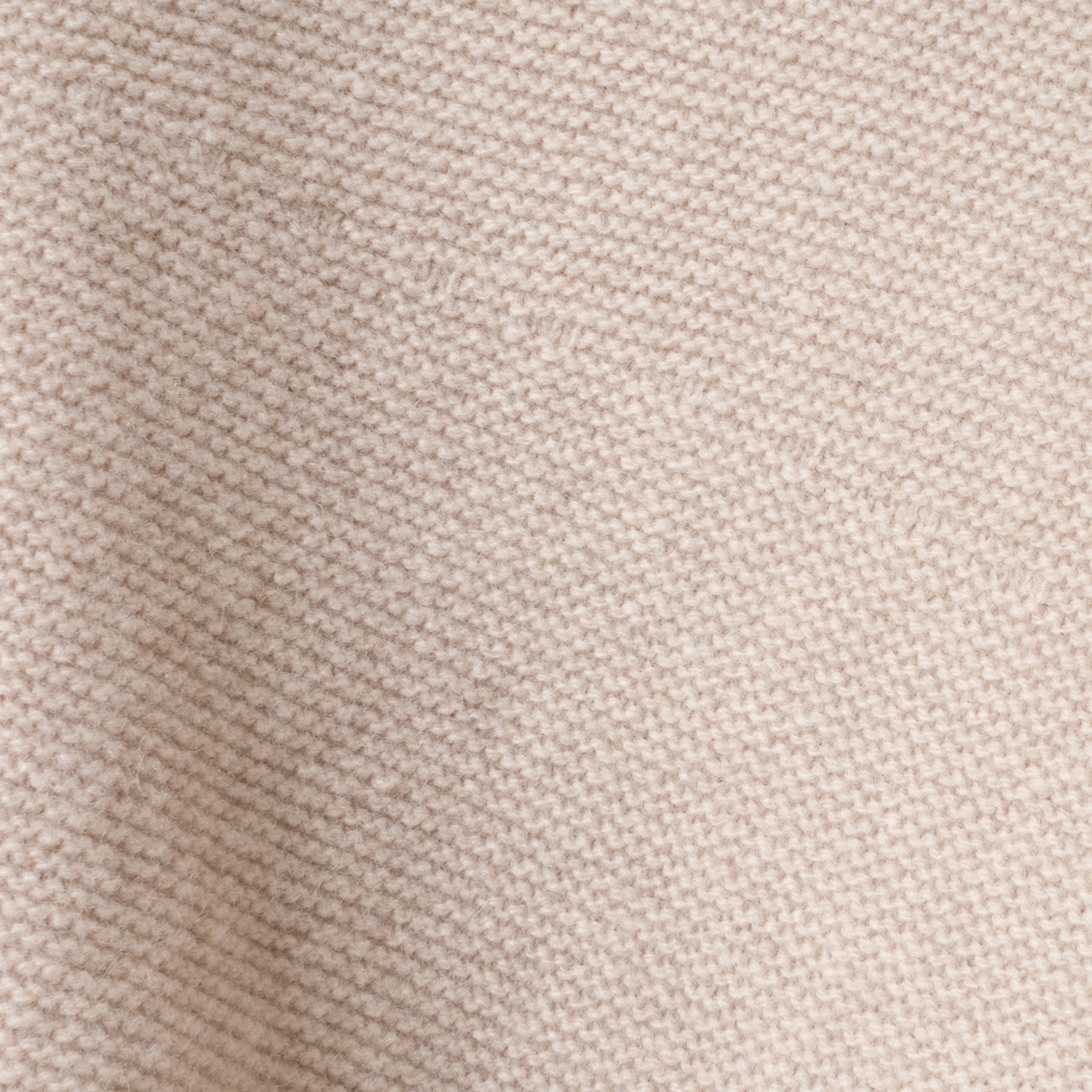 [le ciel de HARRISS] Turtleneck knit in an unusual silhouette