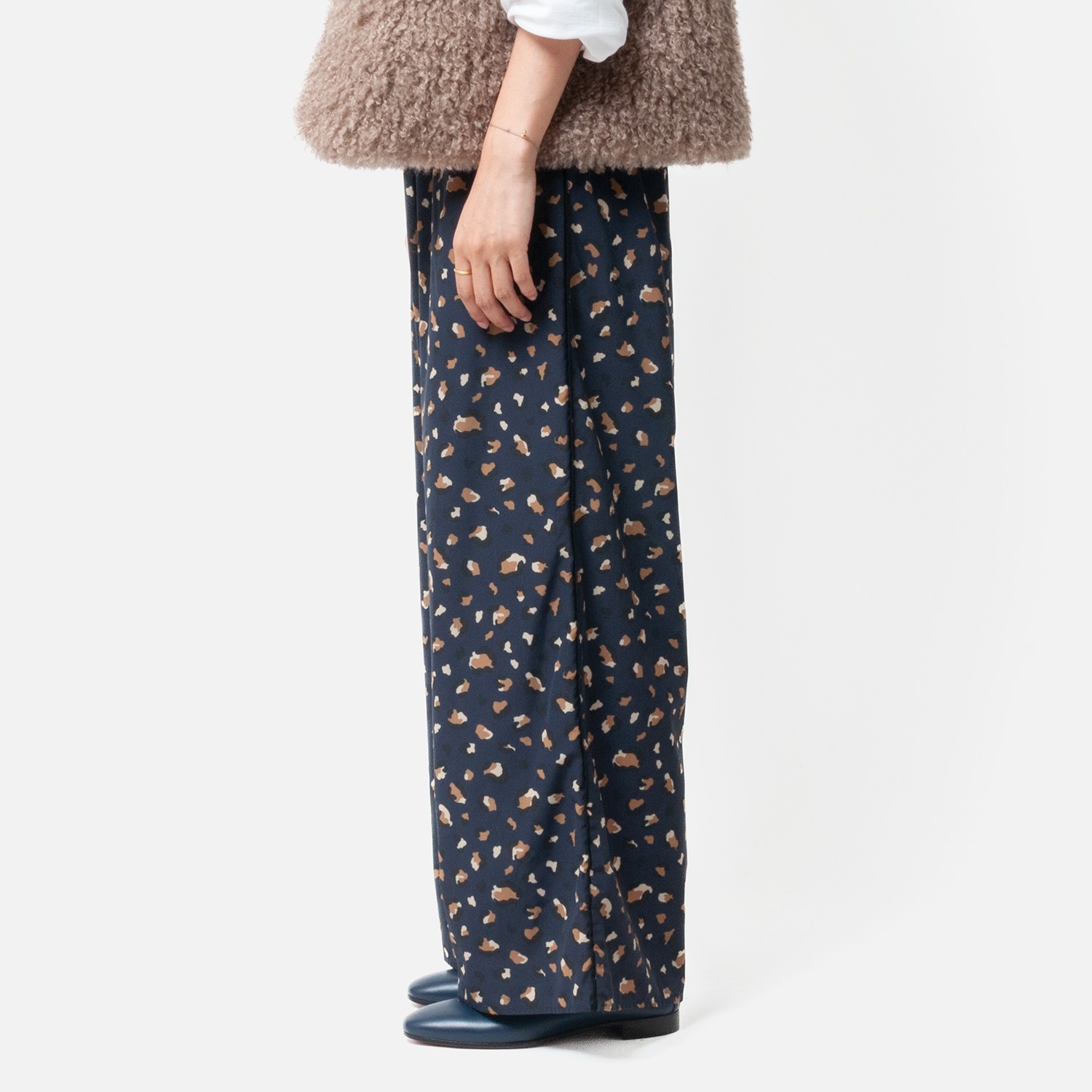 [Harriss] Leopard Pattern Semi-Wide Pants