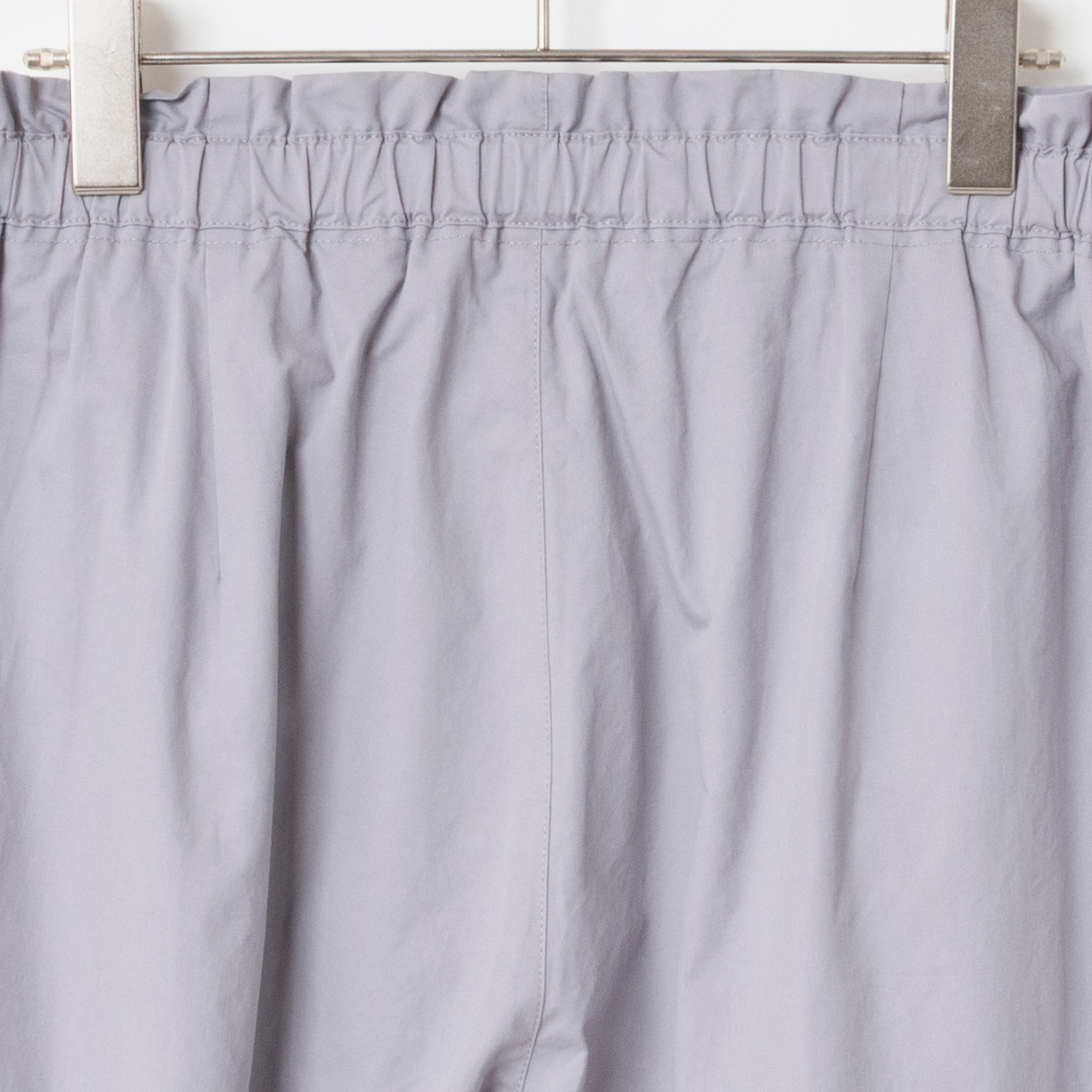 [Harriss] Compact cotton twill semi-wide pants