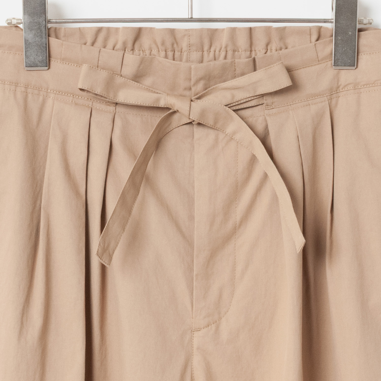 [Harriss] Compact cotton twill semi-wide pants