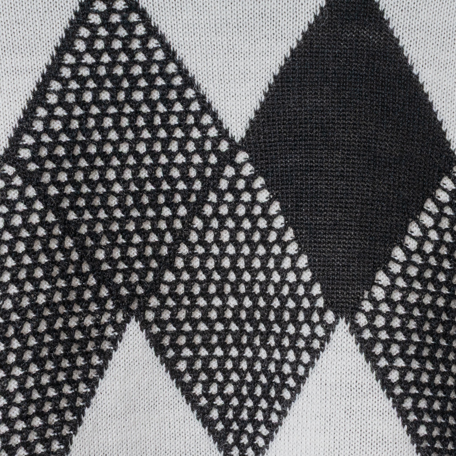 [Harriss] Dia Geometric Pattern Knit Pullover