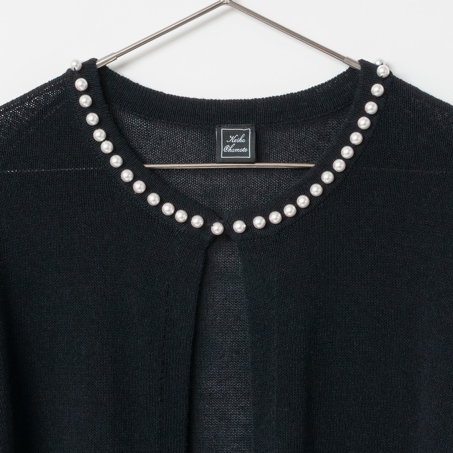 [Harriss �� Keiko Okamoto] Crew Neck Cardigan with Pearls_Black(80)