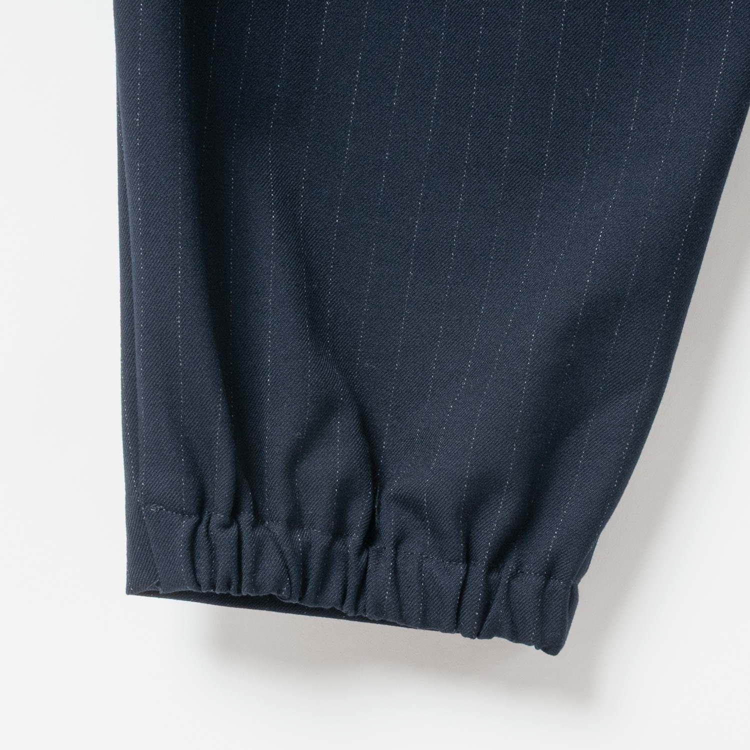 [Harriss] Yarn-dyed tapered cropped pants