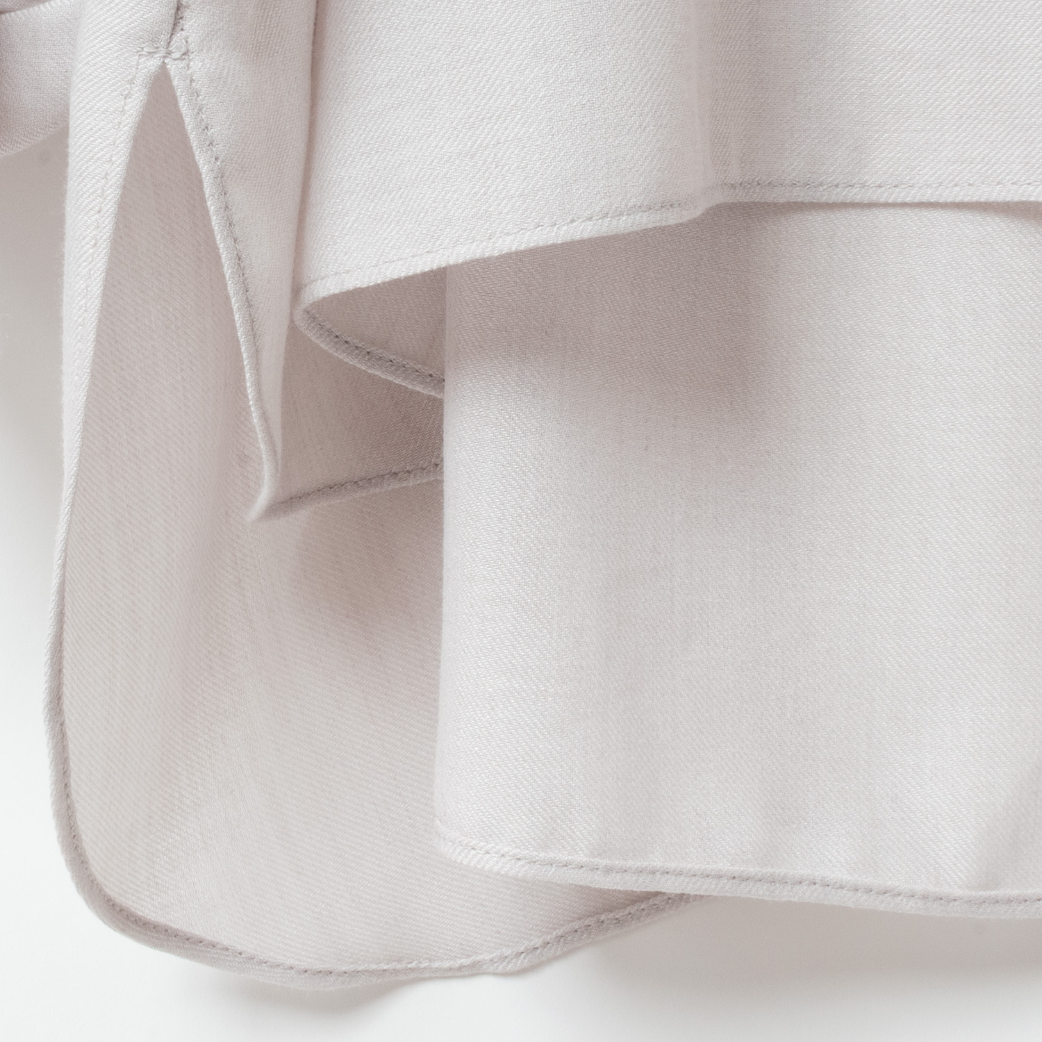 [Harriss] Turtleneck pullover with different material combination