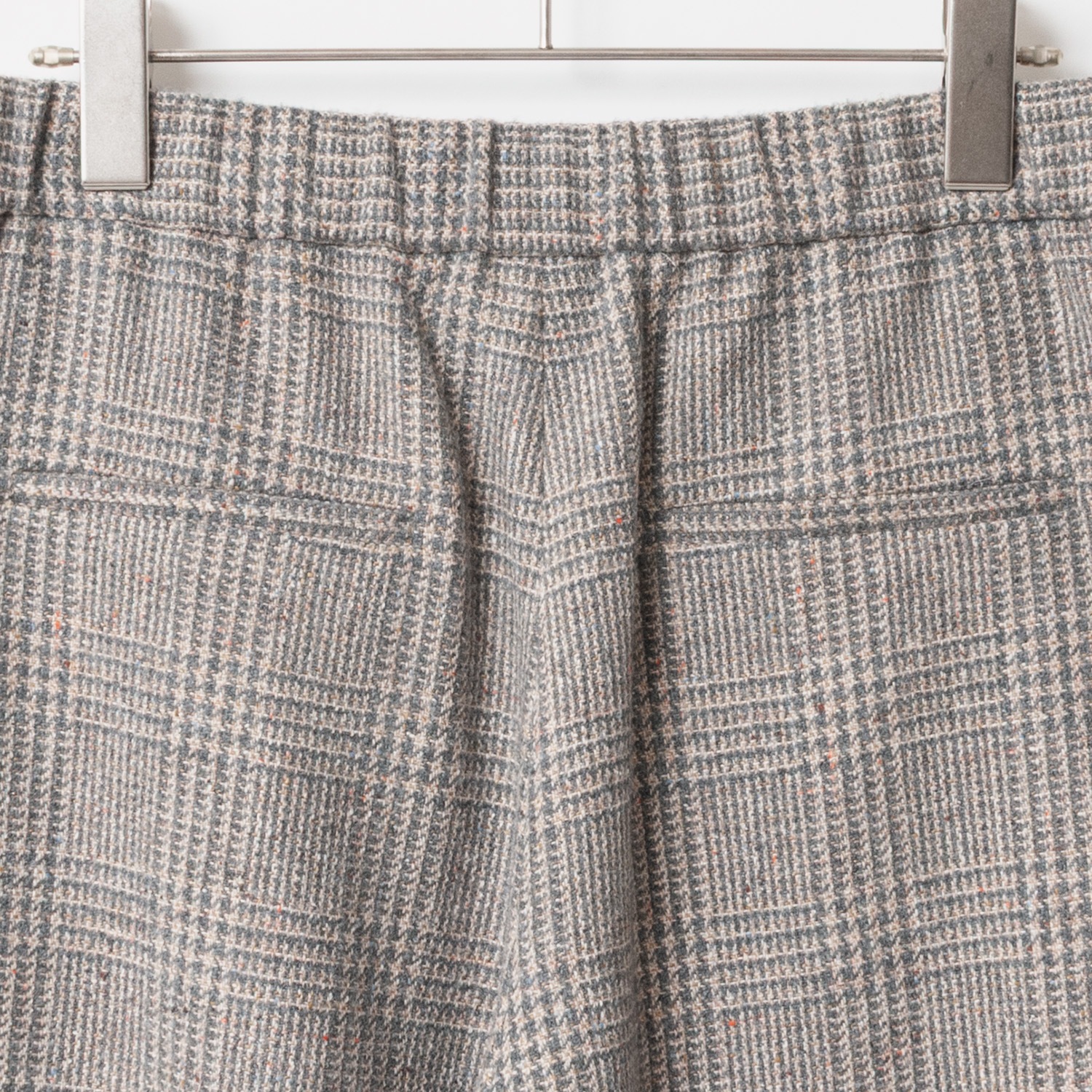 [Harriss] Semi-Wide Nep Tweed Pants