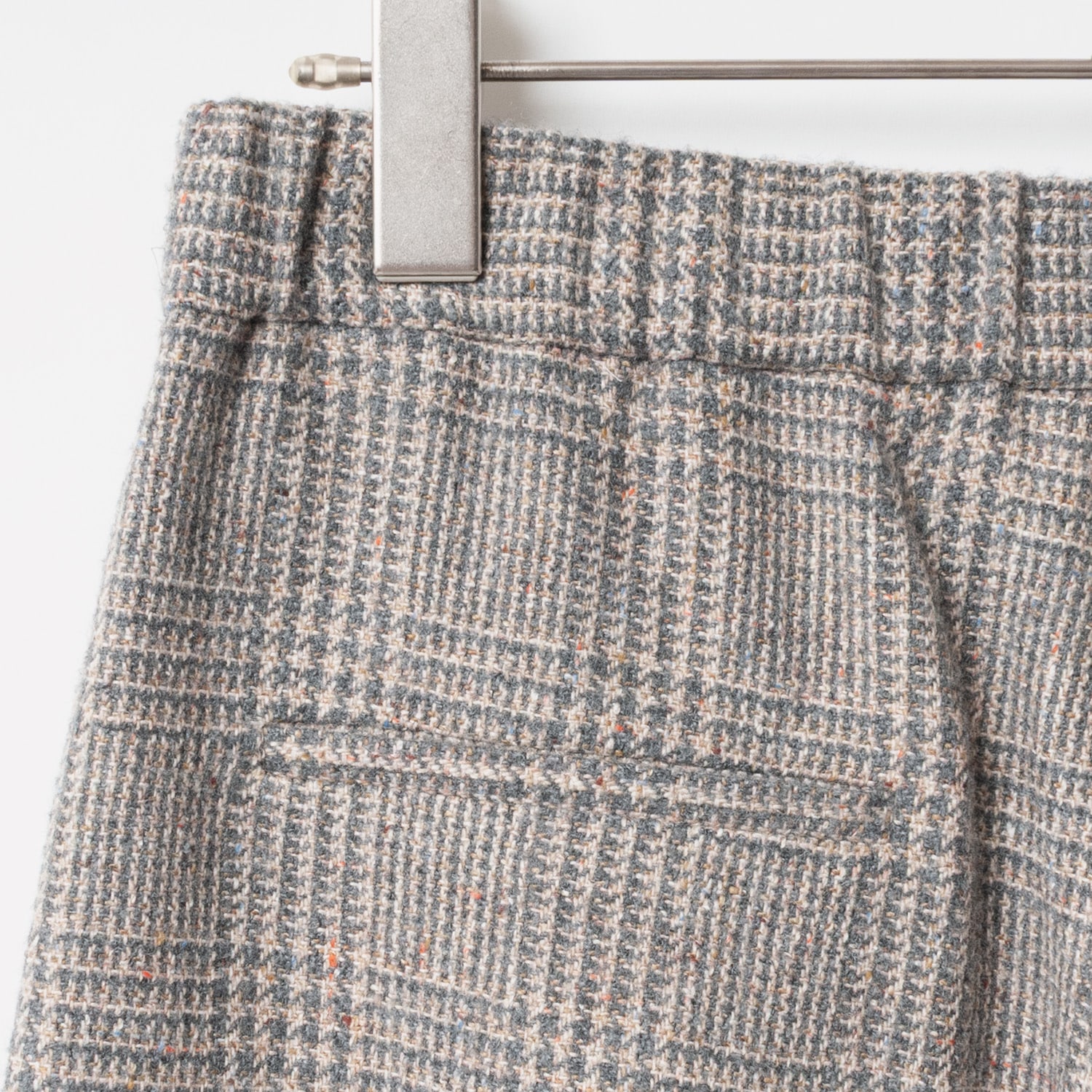 [Harriss] Semi-Wide Nep Tweed Pants