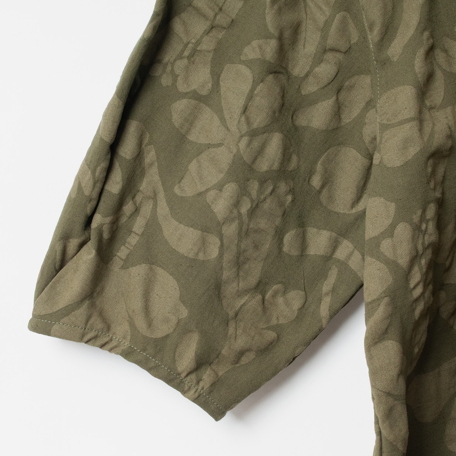 [RaPPELER] Ripple Cross Asymmetrical Blouse_khaki(32)