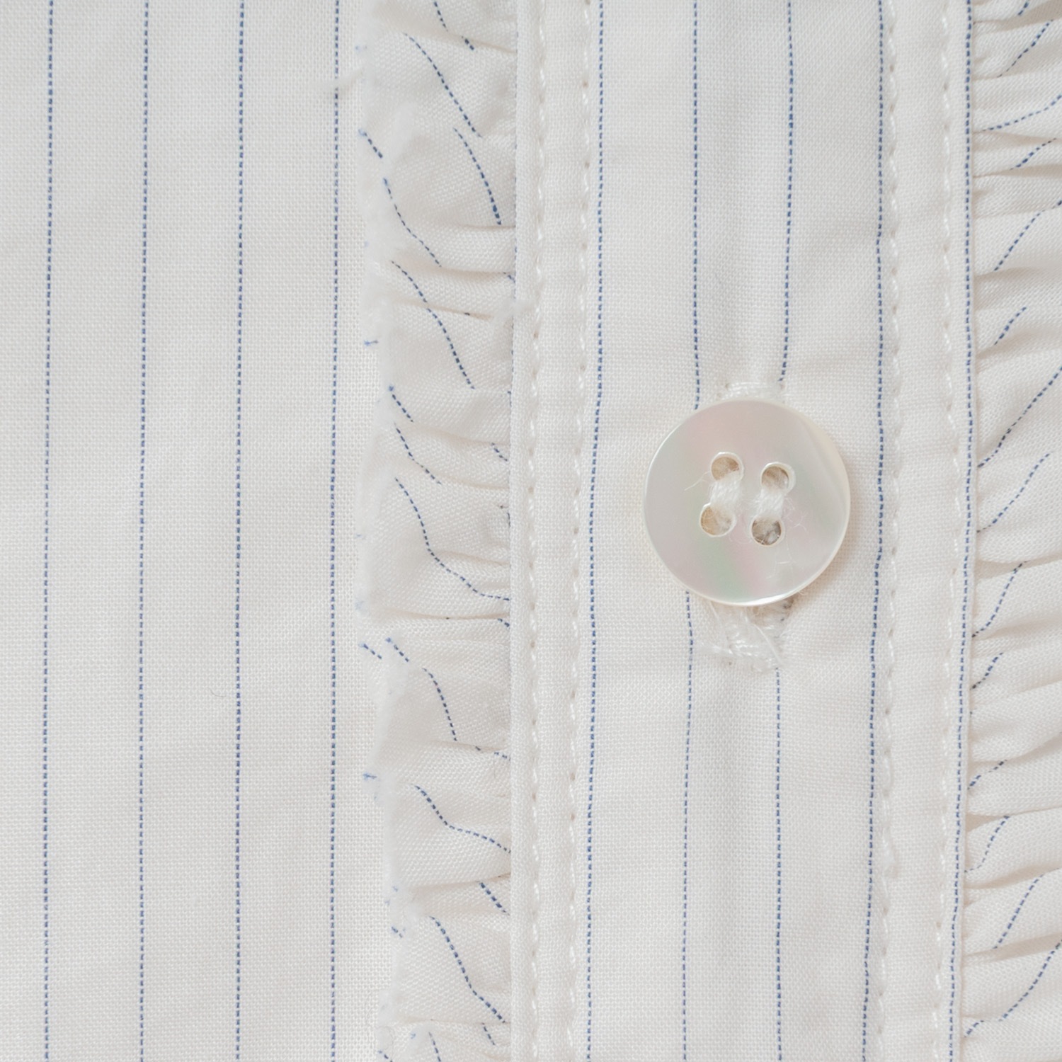 [Harriss] Gathered ruffle shirt