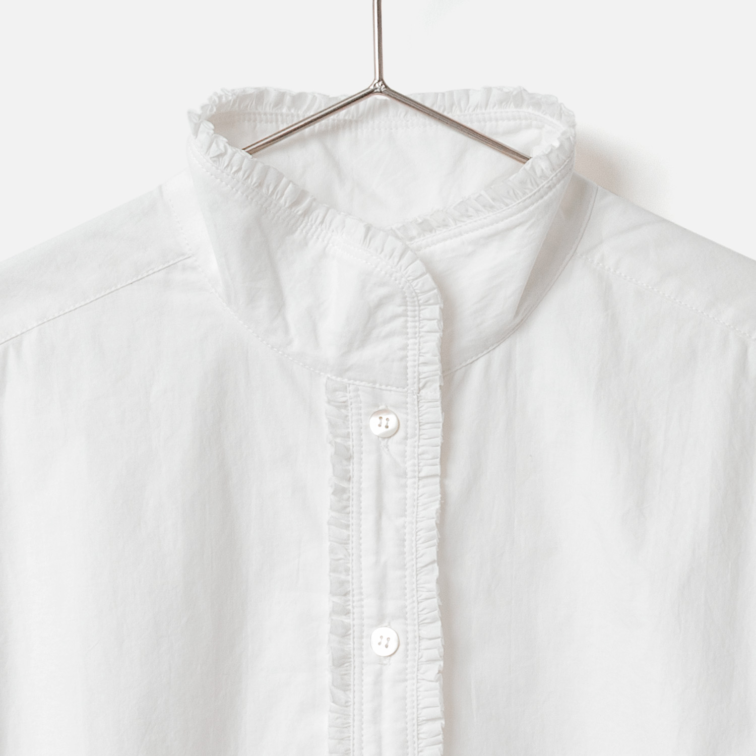 [Harriss] Gathered ruffle shirt