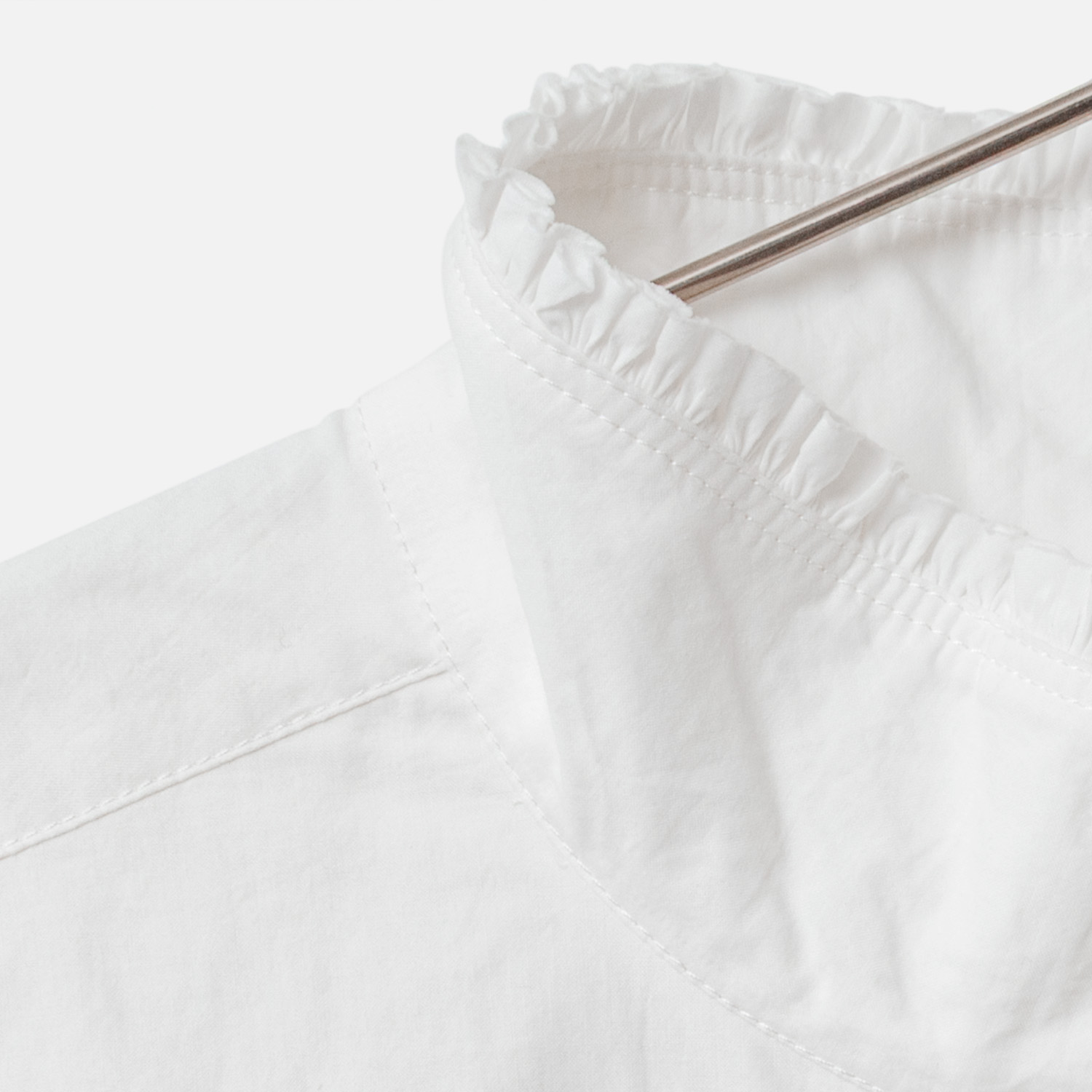 [Harriss] Gathered ruffle shirt