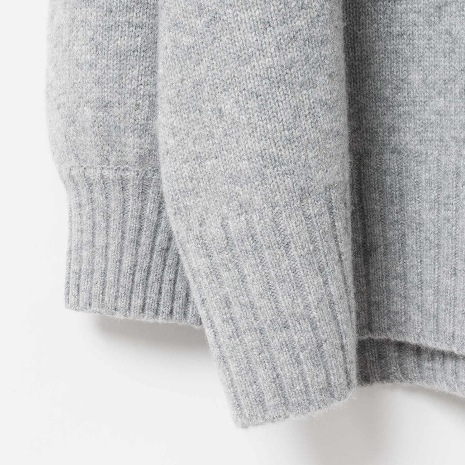 [Harriss] Lambswool turtle sweater