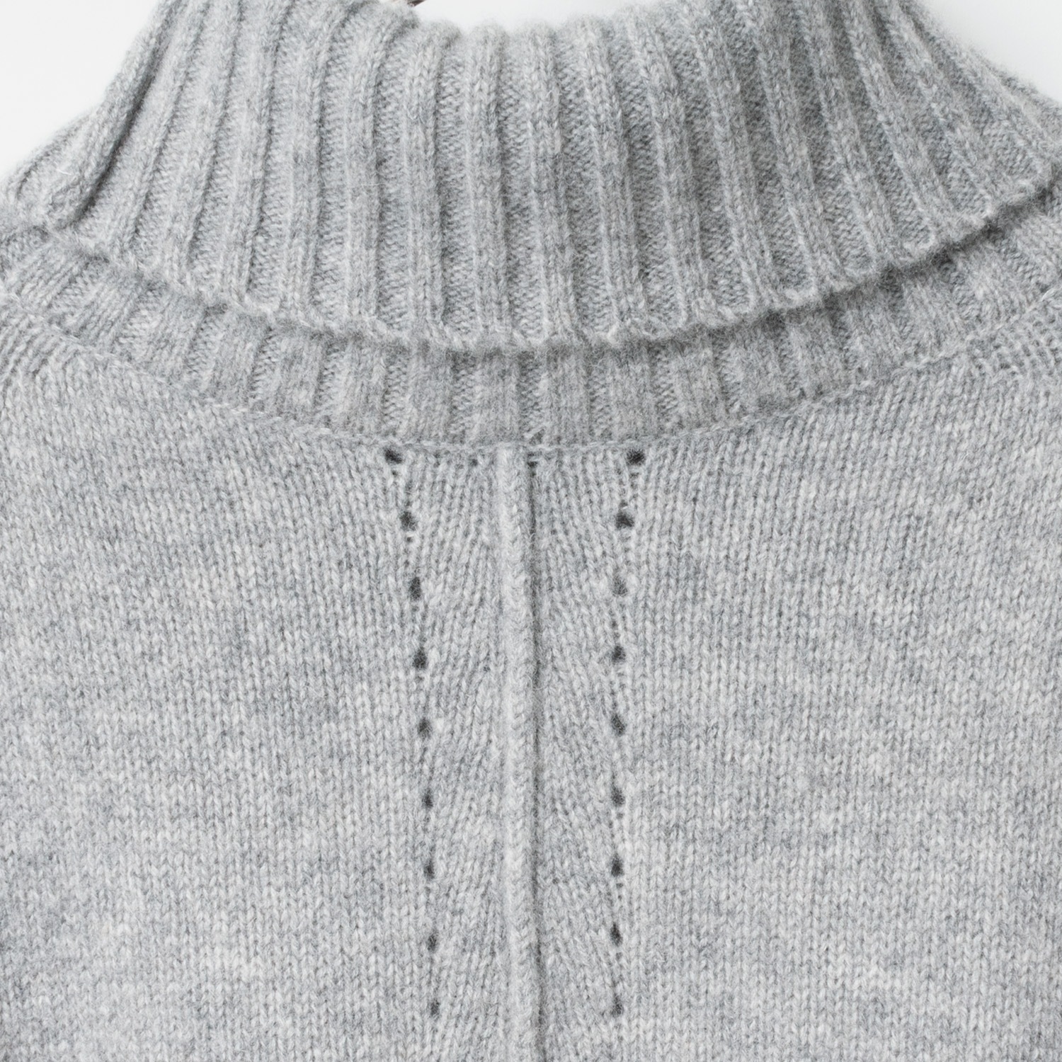 [Harriss] Lambswool turtle sweater