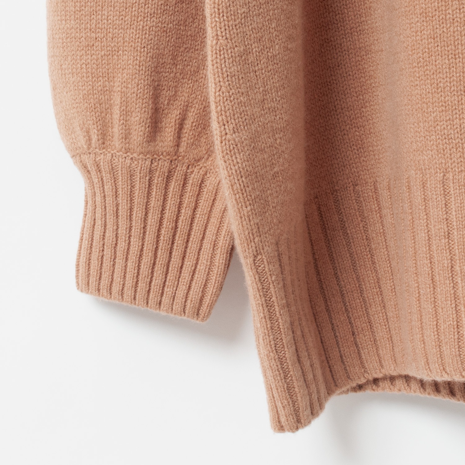 [Harriss] Lambswool turtle sweater