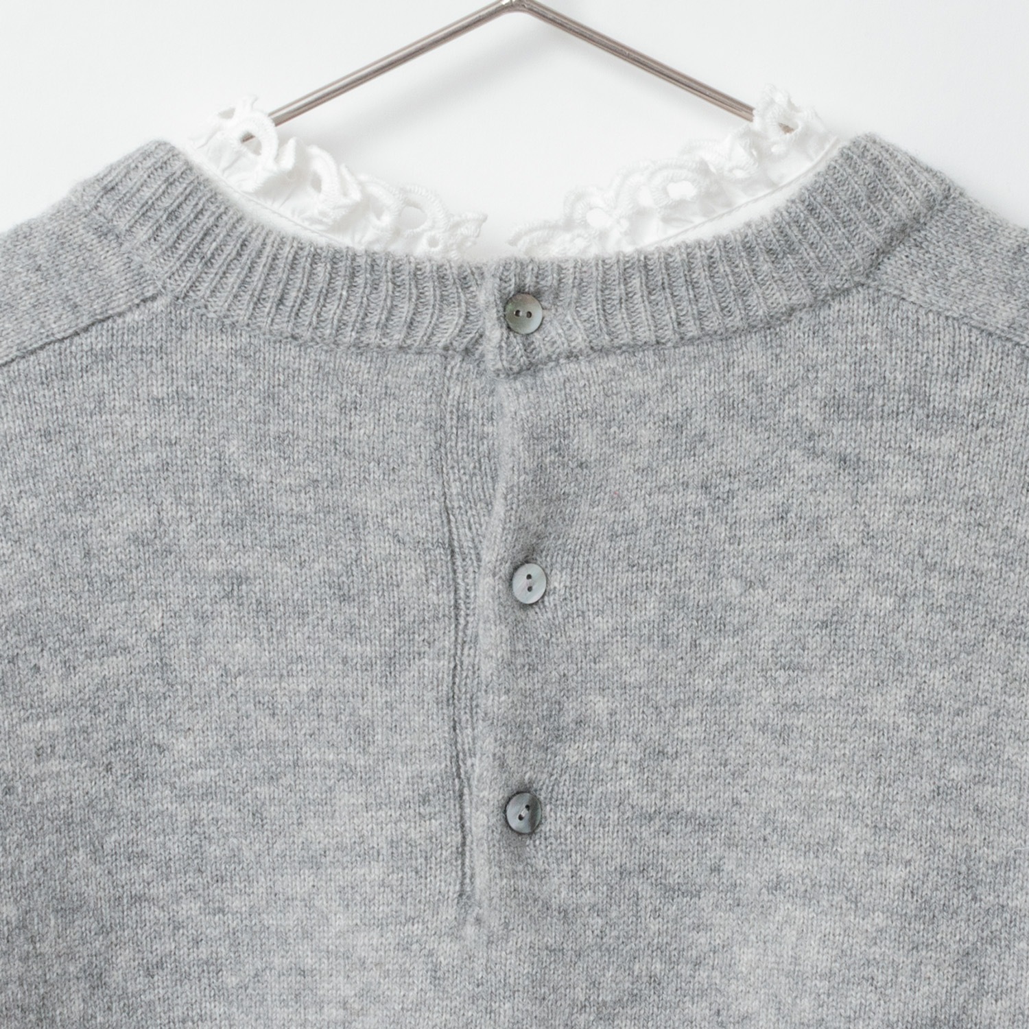 [Harriss] Cotton Ruffle Collared Crew Sweater