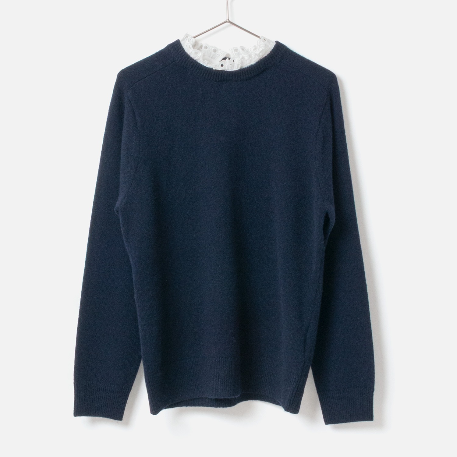 [Harriss] Cotton Ruffle Collared Crew Sweater