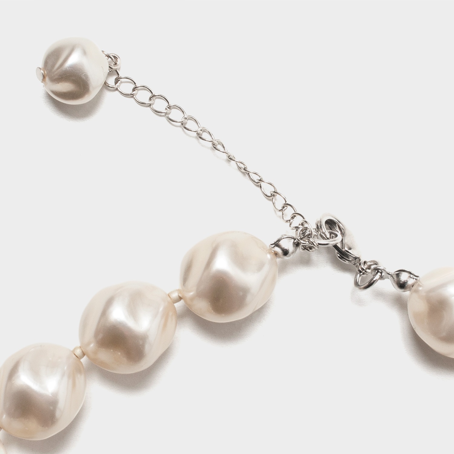 [Harriss] Resin pearl necklace