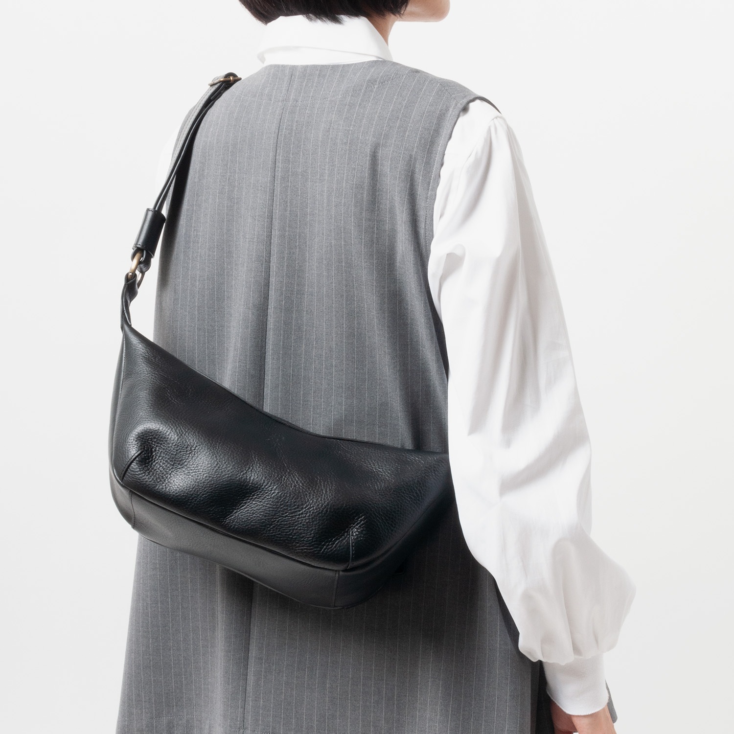 [CI-VA] 2367VOLANATO ( BLACK )