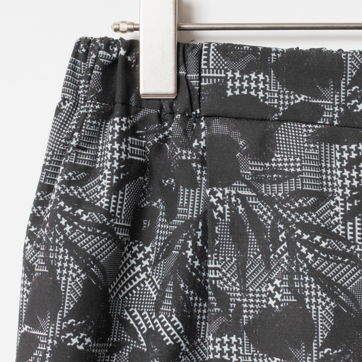 [Harriss] Printed semi-wide pants_Black(80)