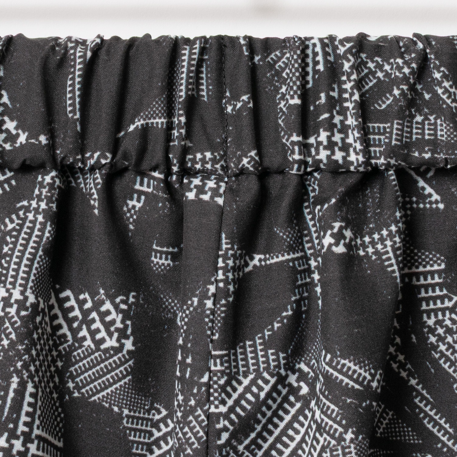 [Harriss] Printed semi-wide pants_Black(80)