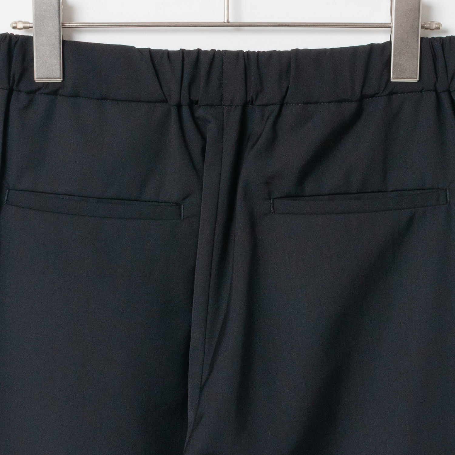 [Harriss] Tapered Line Easy Pants