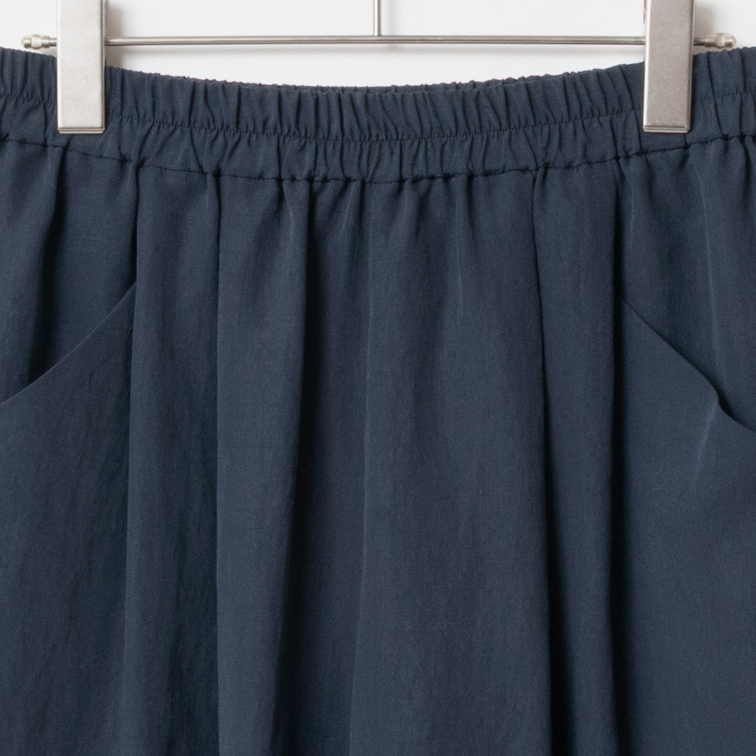 [Harriss] Waist Tuck & Gather Semi-Wide Pants