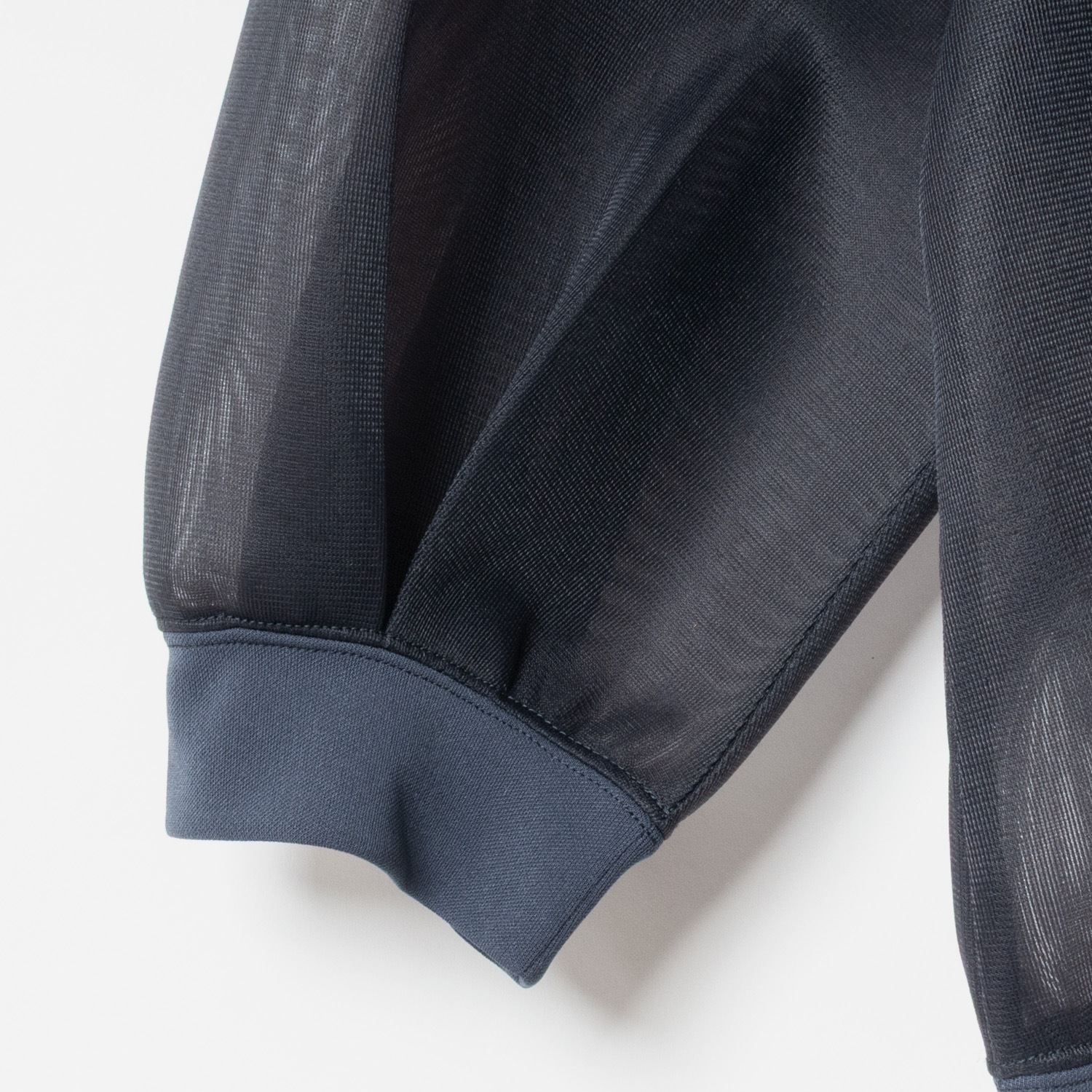 [Harriss] Puff sleeve cropped top