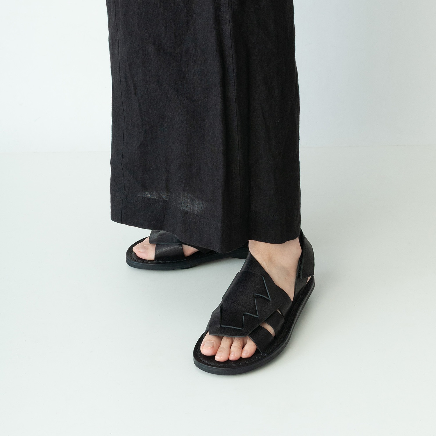 [trippen] Influence f ( black-waw )